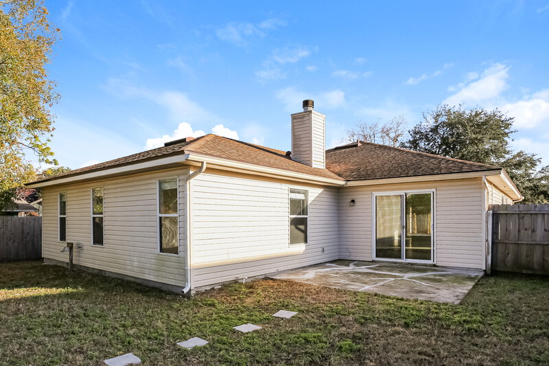 2,240/Mo, 12825 Jordan Blair Ct Jacksonville, FL 32225 Rear View