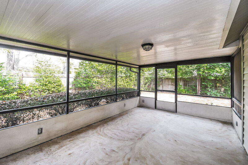 1,710/Mo, 7631 Collins Ridge Blvd Jacksonville, FL 32244 Sun Room View