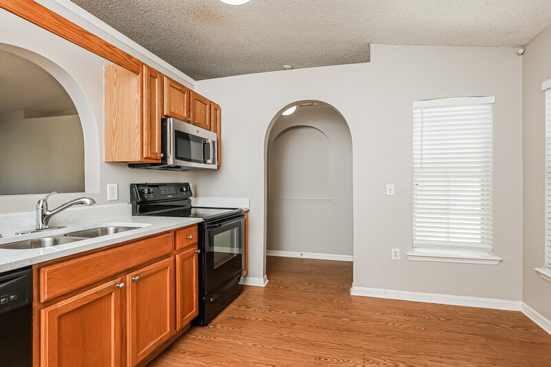 1,765/Mo, 1615 Dartmouth Dr Middleburg, FL 32068 Kitchen View 2