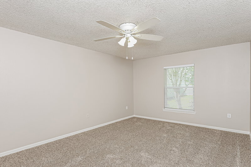 1,765/Mo, 1615 Dartmouth Dr Middleburg, FL 32068 Main Bedroom View