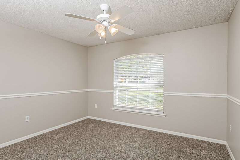 1,765/Mo, 1615 Dartmouth Dr Middleburg, FL 32068 Bedroom View