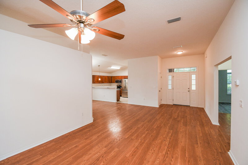 1,900/Mo, 2479 Spring Pond Ln Jacksonville, FL 32221 Living Room View 2
