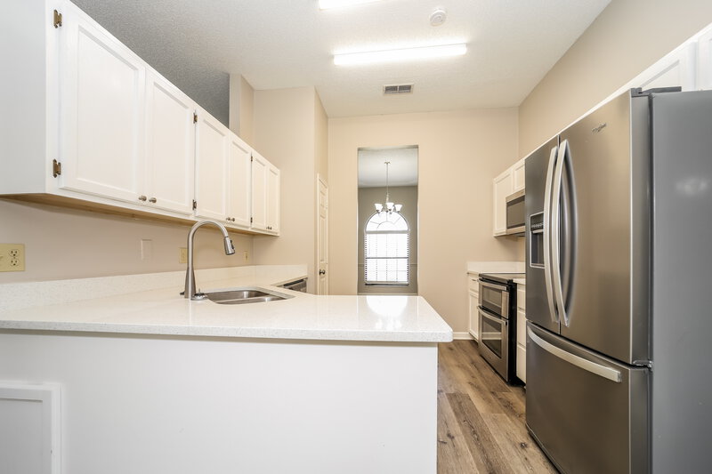 2,900/Mo, 2485 Larchwood St Orange Park, FL 32065 Kitchen View 2