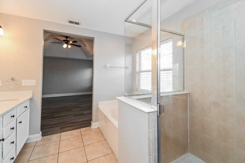 2,300/Mo, 3612 Citara Ct St Augustine, FL 32092 Main Bathroom View 2