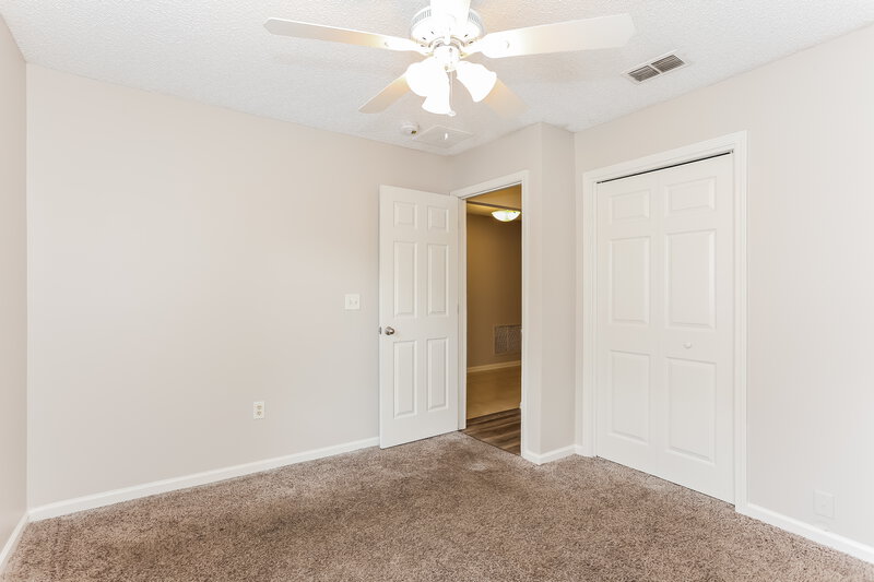 1,800/Mo, 8071 Timber Point Dr Jacksonville, FL 32244 Bedroom View