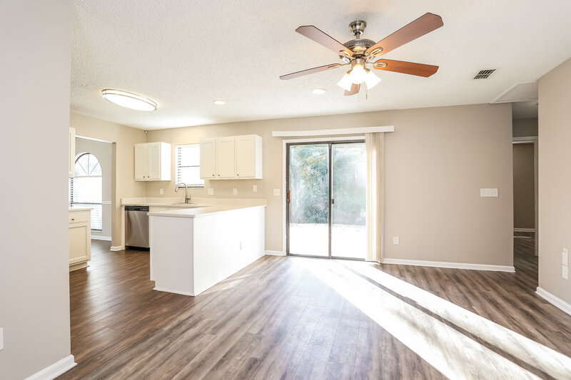 1,850/Mo, 1464 Rose Hill Dr W Jacksonville, FL 32221 Dining Room View