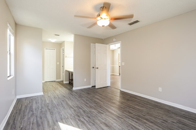 1,850/Mo, 1464 Rose Hill Dr W Jacksonville, FL 32221 Main Bedroom View