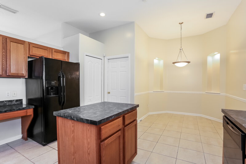 2,495/Mo, 10367 Shelby Creek Rd S Jacksonville, FL 32221 Kitchen View 2