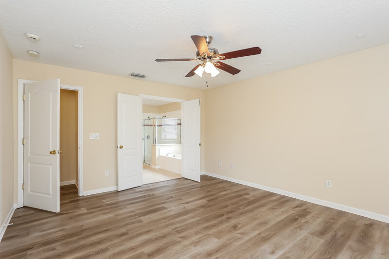 2,495/Mo, 10367 Shelby Creek Rd S Jacksonville, FL 32221 Main Bedroom View