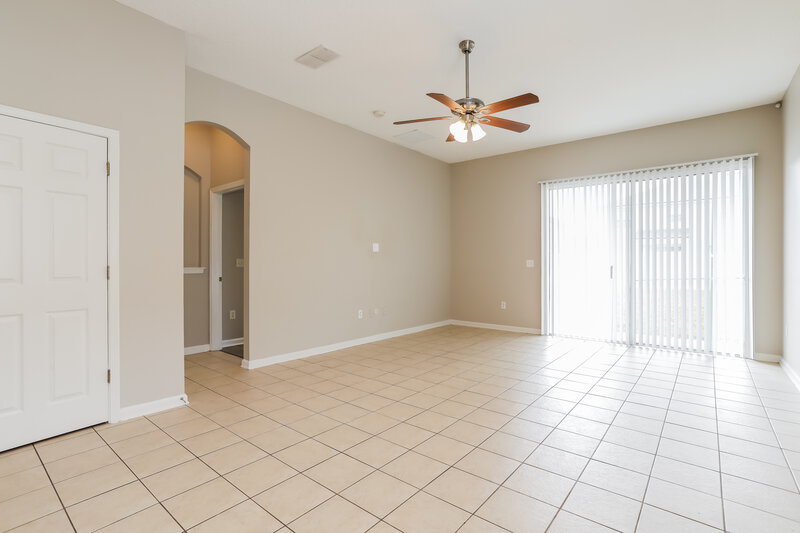 2,025/Mo, 3917 Leatherwood Dr Orange Park, FL 32065 Living Room View