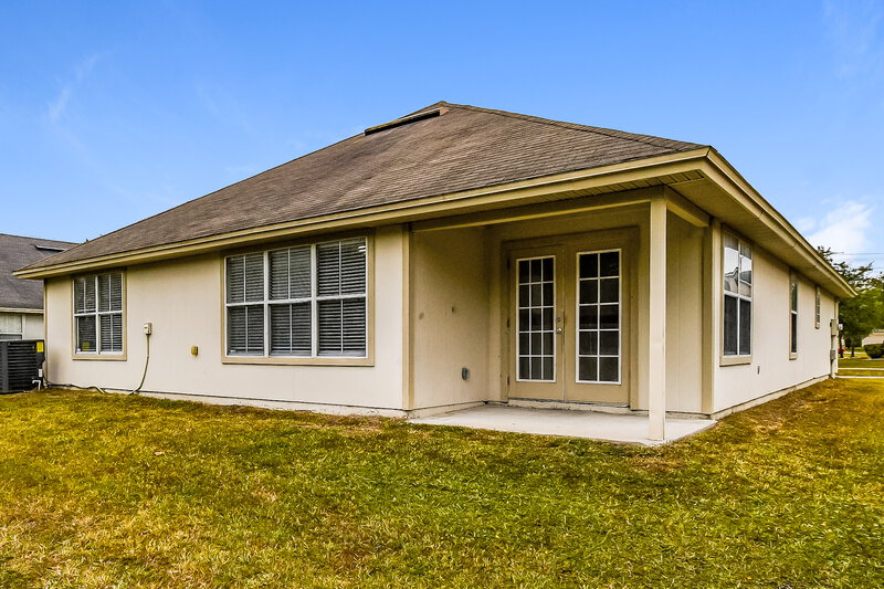 1,885/Mo, 1602 Elsa Dr Jacksonville, FL 32218 Rear View