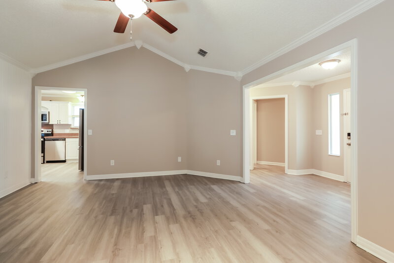 1,785/Mo, 1755 Farm Way Middleburg, FL 32068 Living Room View 2