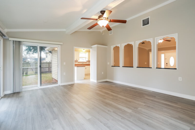 1,785/Mo, 1755 Farm Way Middleburg, FL 32068 Family Room View