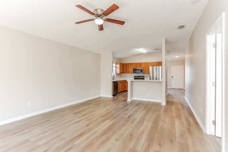 2,030/Mo, 3416 International Village Dr W Jacksonville, FL 32277 Living Room View