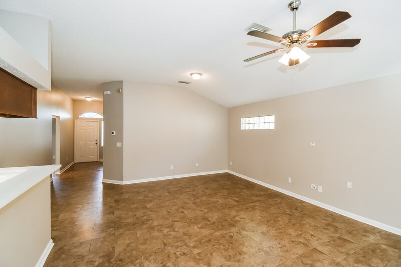 2,780/Mo, 1141 Brookwood Bluff Rd E Jacksonville, FL 32225 Living Room View 2