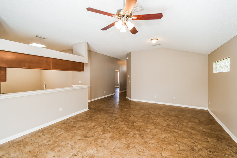 1,920/Mo, 1141 Brookwood Bluff Rd E Jacksonville, FL 32225 Living Room View 2