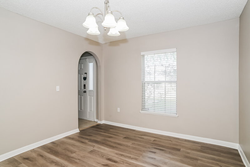 2,120/Mo, 4014 Broad Creek Ln Jacksonville, FL 32218 Dining Room View