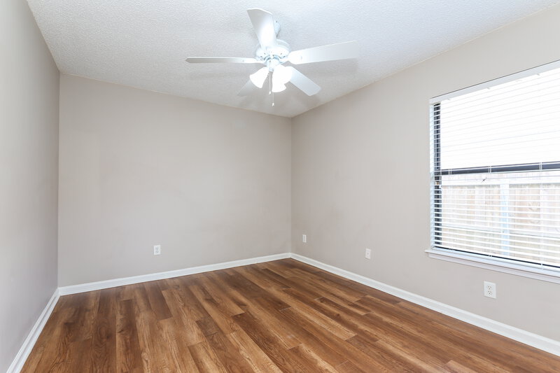 2,300/Mo, 2479 Coachman Lakes Dr Jacksonville, FL 32246 Bedroom View