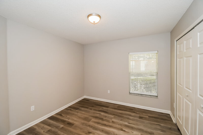 2,330/Mo, 5032 Toproyal Ln Jacksonville, FL 32277 Bedroom View 2