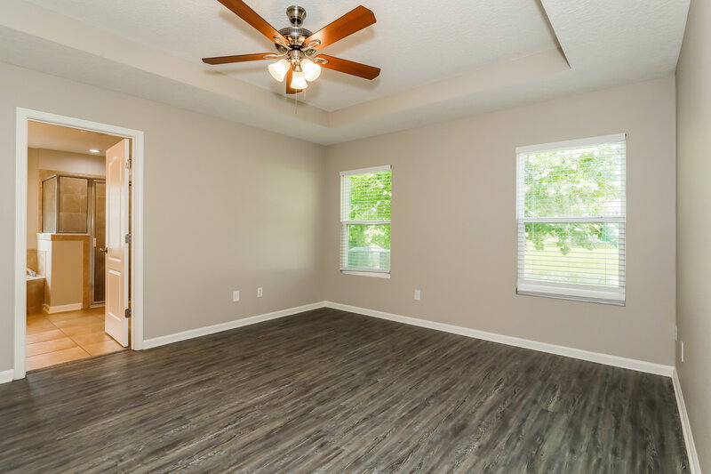 2,060/Mo, 3955 Chimney Swifts Lane Middleburg, FL 32068 Main Bedroom View