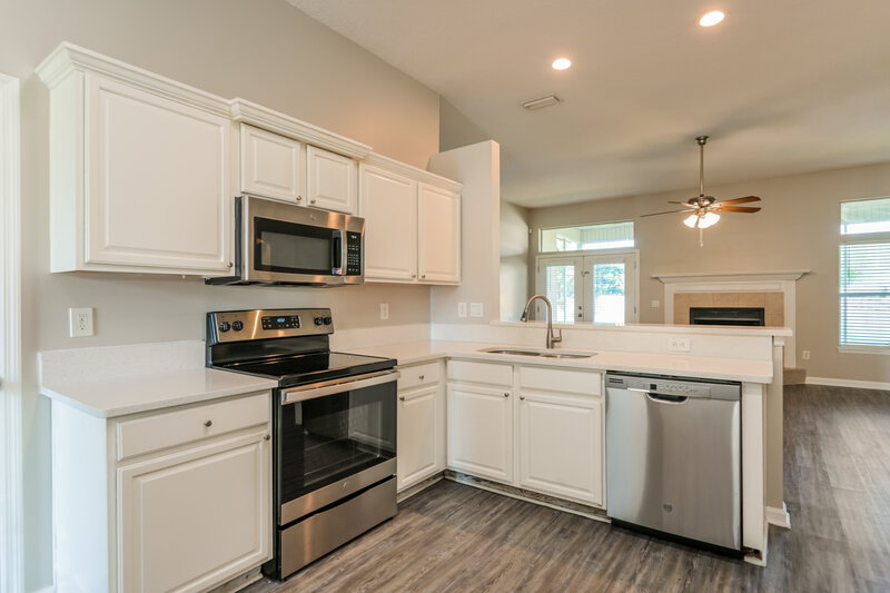 2,120/Mo, 12552 Big Gum Dr Jacksonville, FL 32218 Kitchen View