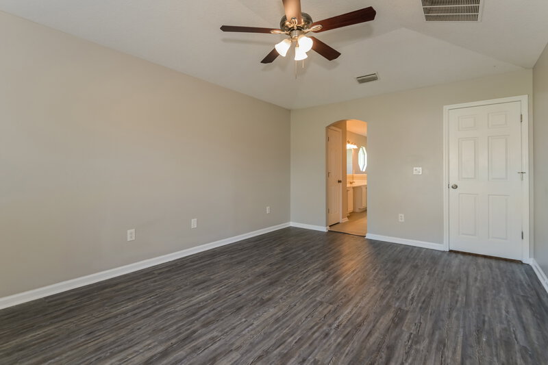 2,120/Mo, 12552 Big Gum Dr Jacksonville, FL 32218 Main Bedroom View 2