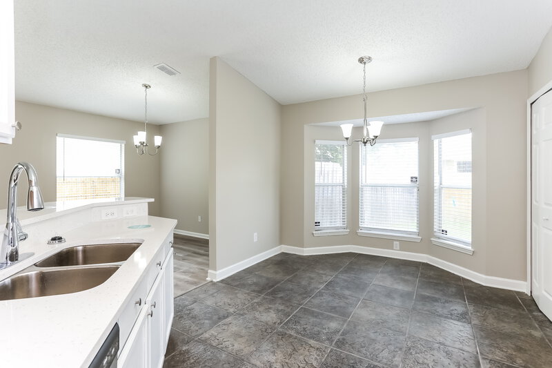 2,055/Mo, 3318 Side Out Ct Jacksonville, FL 32277 Kitchen View 2