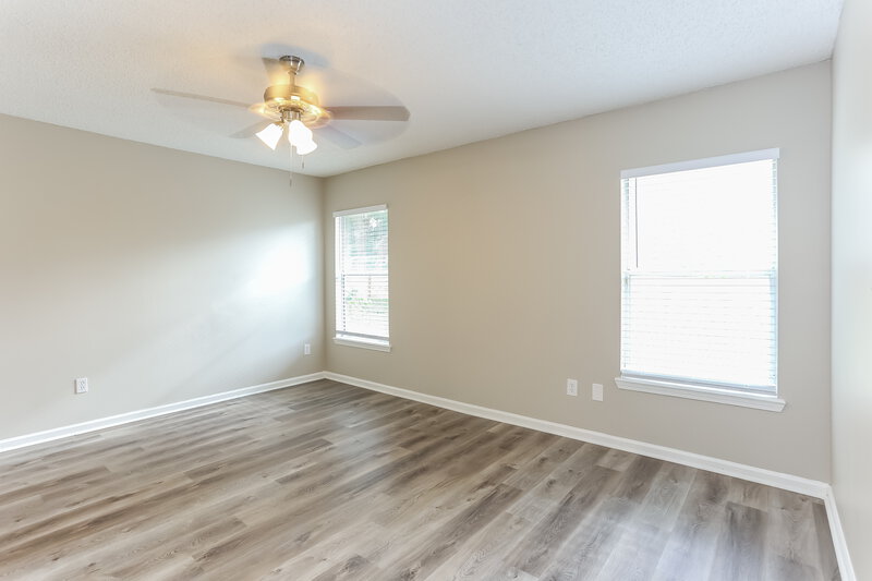 2,055/Mo, 3318 Side Out Ct Jacksonville, FL 32277 Main Bedroom View 2