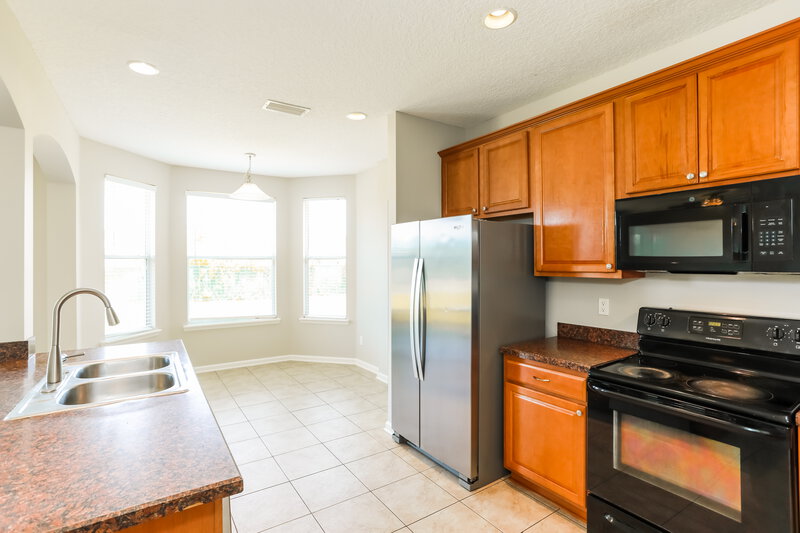3,670/Mo, 2734 Wood Stork Trl Orange Park, FL 32073 Kitchen View 2