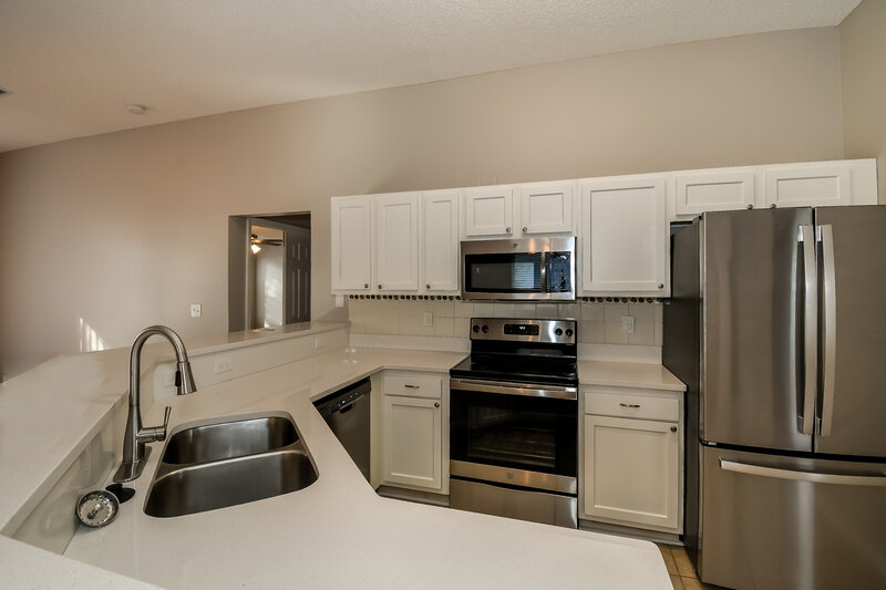 2,900/Mo, 3270 Deuce Ct Jacksonville, FL 32277 Kitchen View 2