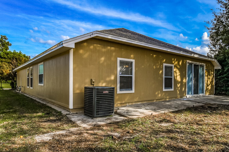 2,900/Mo, 3270 Deuce Ct Jacksonville, FL 32277 Rear View