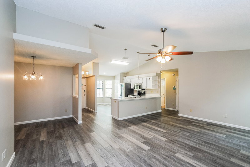 1,660/Mo, 2935 Jessicas Ct Green Cove Springs, FL 32043 Living Room View