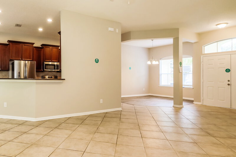 2,425/Mo, 213 Lige Branch Ln Jacksonville, FL 32259 Living Room View 3