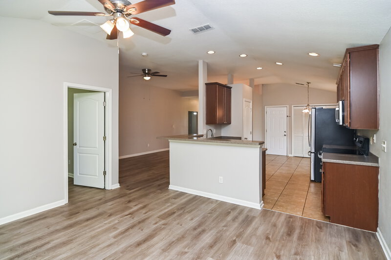 1,810/Mo, 6311 Rolling Tree Street Jacksonville, FL 32222 Breakfast Nook View