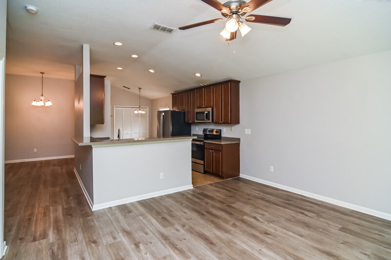 1,810/Mo, 6311 Rolling Tree Street Jacksonville, FL 32222 Kitchen View 3