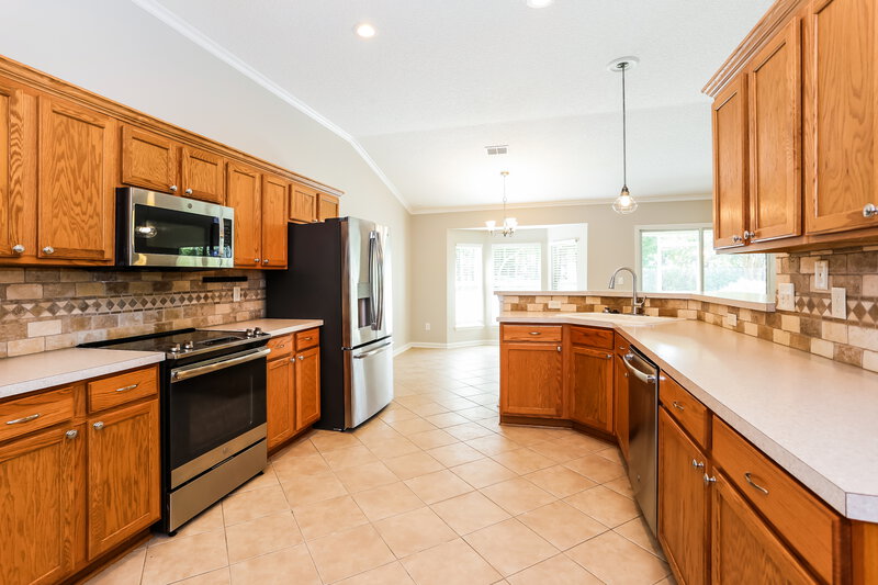 2,200/Mo, 542 Misty Morning Ct Jacksonville, FL 32218 Kitchen View