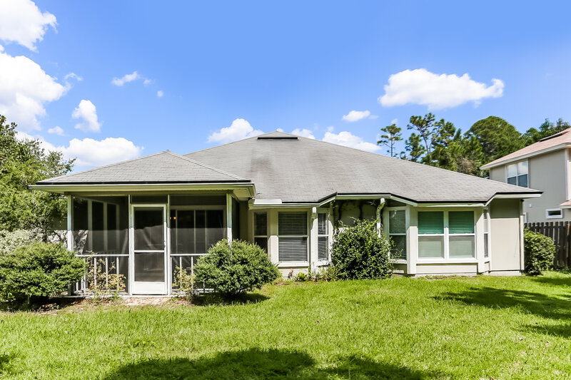 2,200/Mo, 542 Misty Morning Ct Jacksonville, FL 32218 Rear View