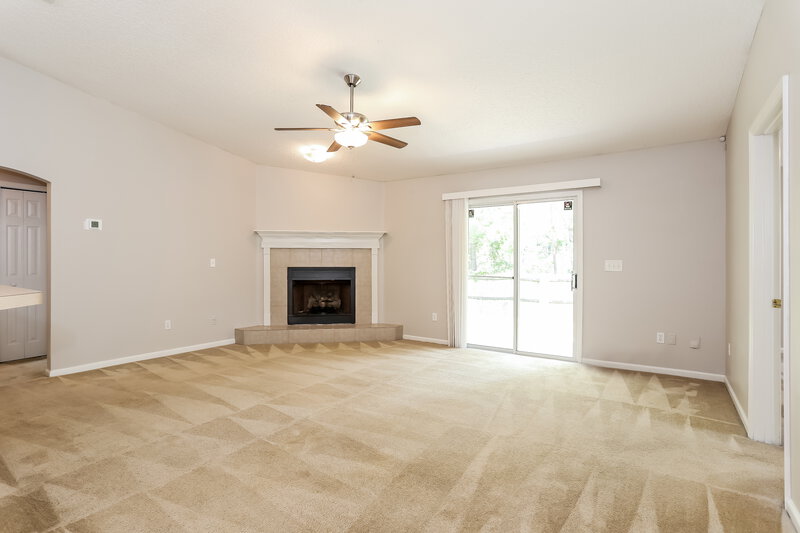 2,500/Mo, 8954 Derrickson Dr Jacksonville, FL 32210 Living Room View
