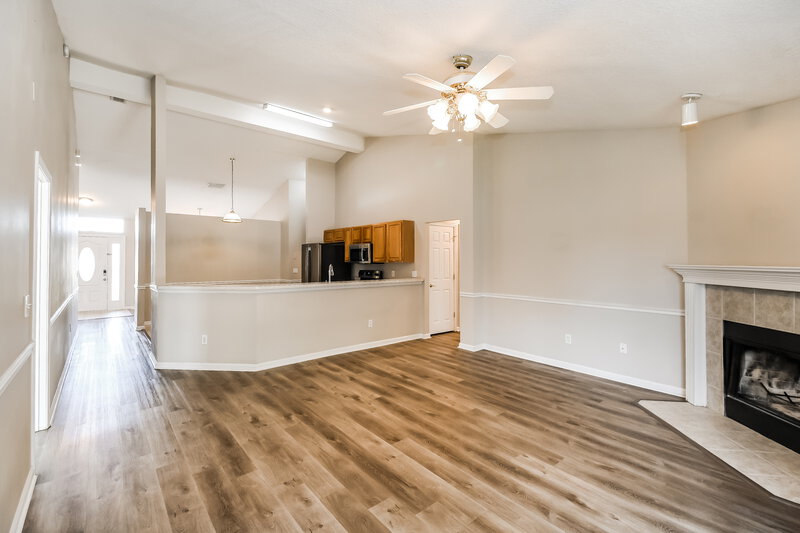 2,455/Mo, 1182 Ardmore St St Augustine, FL 32092 Living Room View 2