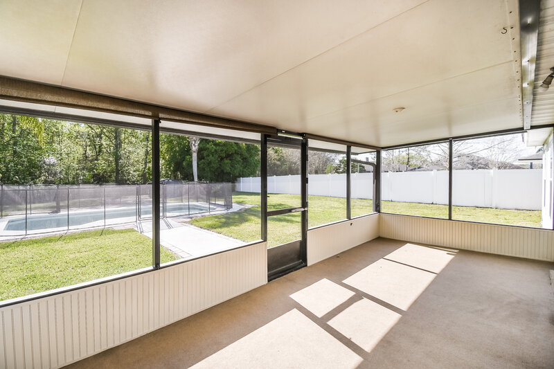 2,455/Mo, 1182 Ardmore St St Augustine, FL 32092 Sun Room View