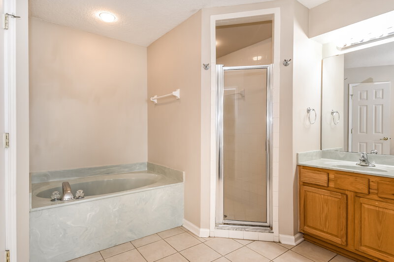 2,455/Mo, 1182 Ardmore St St Augustine, FL 32092 Main Bathroom View