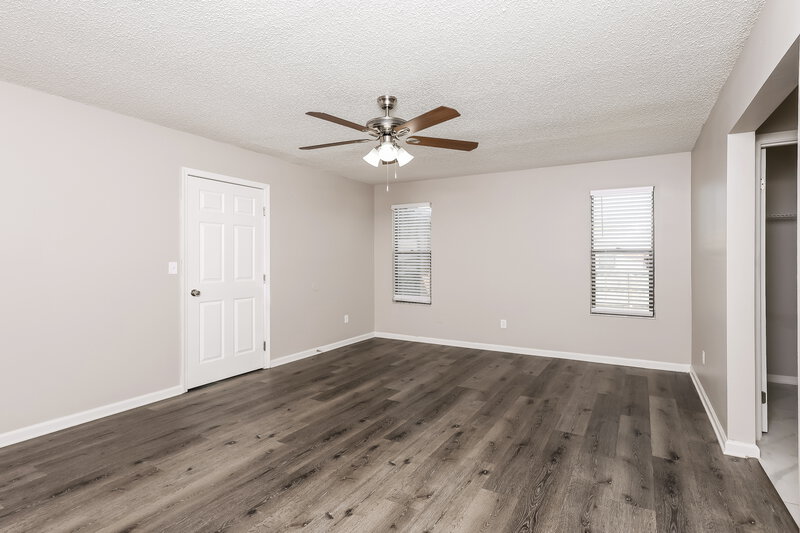 2,070/Mo, 2412 Balsamwood Ct Orange Park, FL 32065 Main Bedroom View