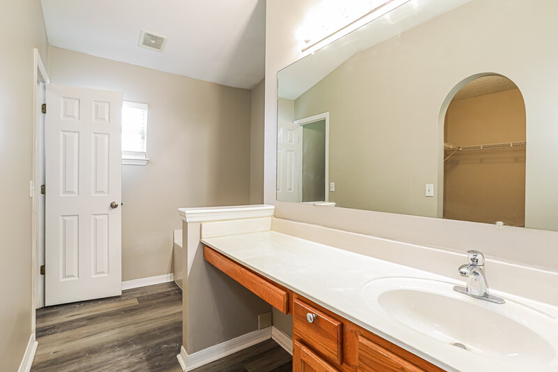 1,665/Mo, 3204 Talisman Dr Middleburg, FL 32068 Main Bathroom View