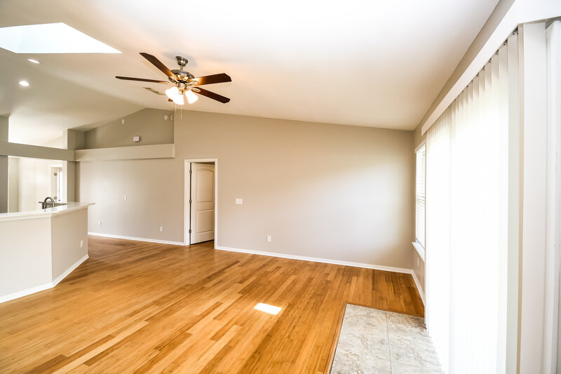 2,100/Mo, 3016 Golden Pond Blvd Orange Park, FL 32073 Living Room View 2