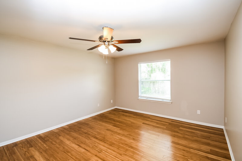 2,100/Mo, 3016 Golden Pond Blvd Orange Park, FL 32073 Main Bedroom View 2