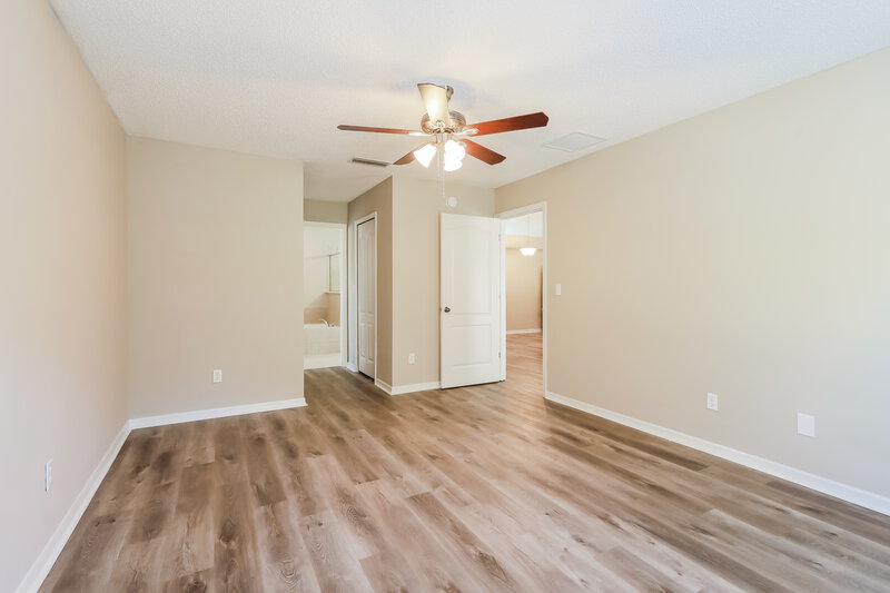 3,900/Mo, 498 Johns Creek Pkwy Saint Augustine, FL 32092 Main Bedroom View