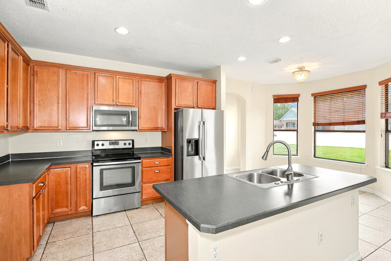 2,470/Mo, 3691 Blue Wing Ct Orange Park, FL 32065 Kitchen View 2