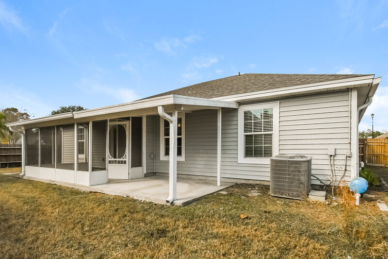 2,025/Mo, 2916 Waters View Cir Orange Park, FL 32073 Rear View