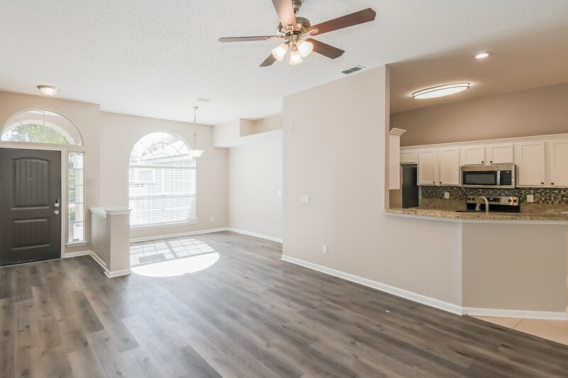 2,120/Mo, 1332 Red Maple Ct Orange Park, FL 32073 Living Room View 2
