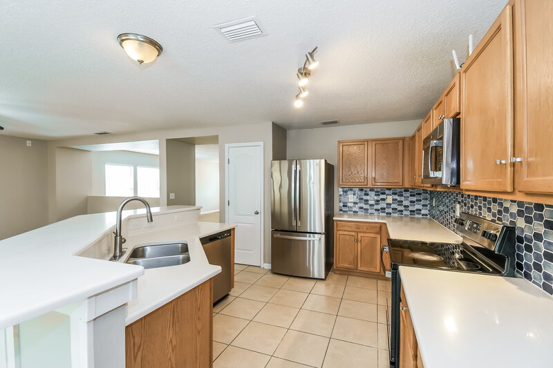 2,045/Mo, 2487 Britney Lakes Ln Jacksonville, FL 32221 Kitchen View 2